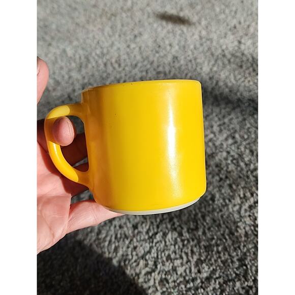 Mellaril Pharmaceutical Advertising Mug yellow milk glass federal Glass VTG - Picture 10 of 14
